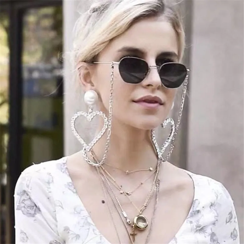 Ajojewel Exaggerated Earrings Big Rhinestone Heart Women Jewelry With Simulated Pearl
Ajojewel Exaggerated Earrings Big Rhinestone Heart Women Jewelry With Simulated Pearl
