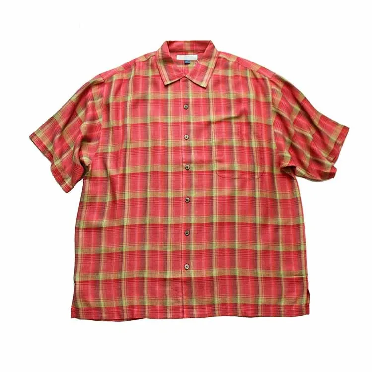 Two Colors Men Loose Plaid Silk Short Sleeve Shirts Casual Large Size Summer Clothing
Two Colors Men Loose Plaid Silk Short Sleeve Shirts Casual Large Size Summer Clothing