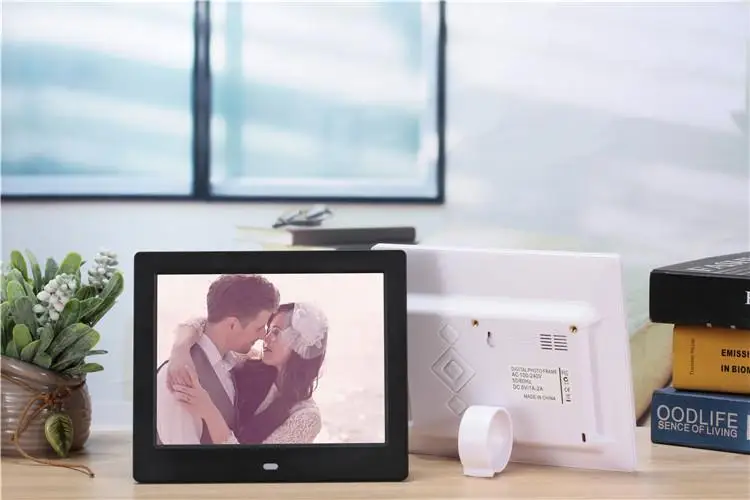 EastVita 8 Inch Digital Photo Frames 1024*768 High-Definition LED Digital Screen Alarm Clock/Calendar/ MP3/Video Playback r20
EastVita 8 Inch Digital Photo Frames 1024*768 High-Definition LED Digital Screen Alarm Clock/Calendar/ MP3/Video Playback r20