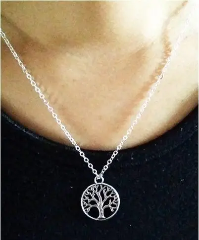 Tenande Simple Style Small Hollow Round Tree Necklaces Pendants for Women Hot Sale Party Jewelry Gifts Bijuterias
Tenande Simple Style Small Hollow Round Tree Necklaces Pendants for Women Hot Sale Party Jewelry Gifts Bijuterias