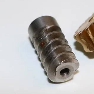 3pcs/lot worm gear rod speed ratio:1: 8 Suitable high torque reducer model steering gear lifting device
3pcs/lot worm gear rod speed ratio:1: 8 Suitable high torque reducer model steering gear lifting device