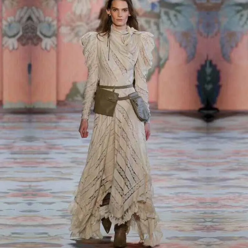 High Quality Luxury Brand Runway Designer Autumn Woman Maxi Dress Bow Collar Puff Sleeve Hollow Out Lace Dress Long Vestidos
High Quality Luxury Brand Runway Designer Autumn Woman Maxi Dress Bow Collar Puff Sleeve Hollow Out Lace Dress Long Vestidos