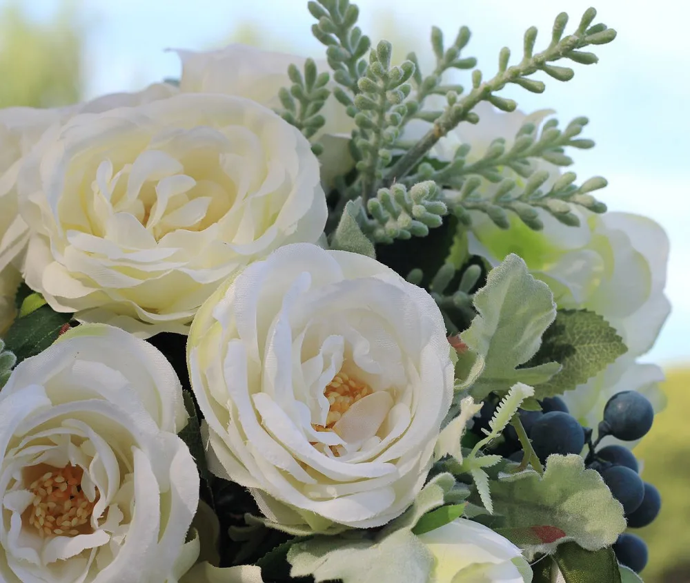 Studio Wedding Photo Simulation Holding Flowers Wedding Bouquets