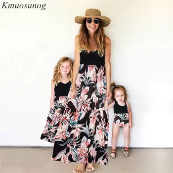 Mom and Daughter Dress Patchwork Sleeveless Floral Print Baby Girls Romper Mommy and me clothes Casual Mother Daughter Dresses
Mom and Daughter Dress Patchwork Sleeveless Floral Print Baby Girls Romper Mommy and me clothes Casual Mother Daughter Dresses