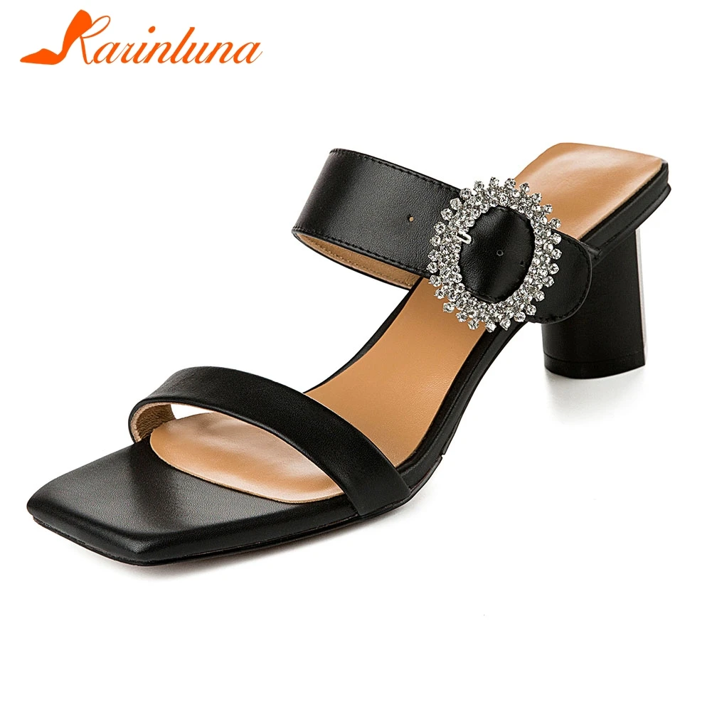 KARINLUNA 2019 Summer Women Shoes Big Size 33-42 Genuine Leather Fashion Crystal Elegant Party Sandals Shoes Woman
KARINLUNA 2019 Summer Women Shoes Big Size 33-42 Genuine Leather Fashion Crystal Elegant Party Sandals Shoes Woman