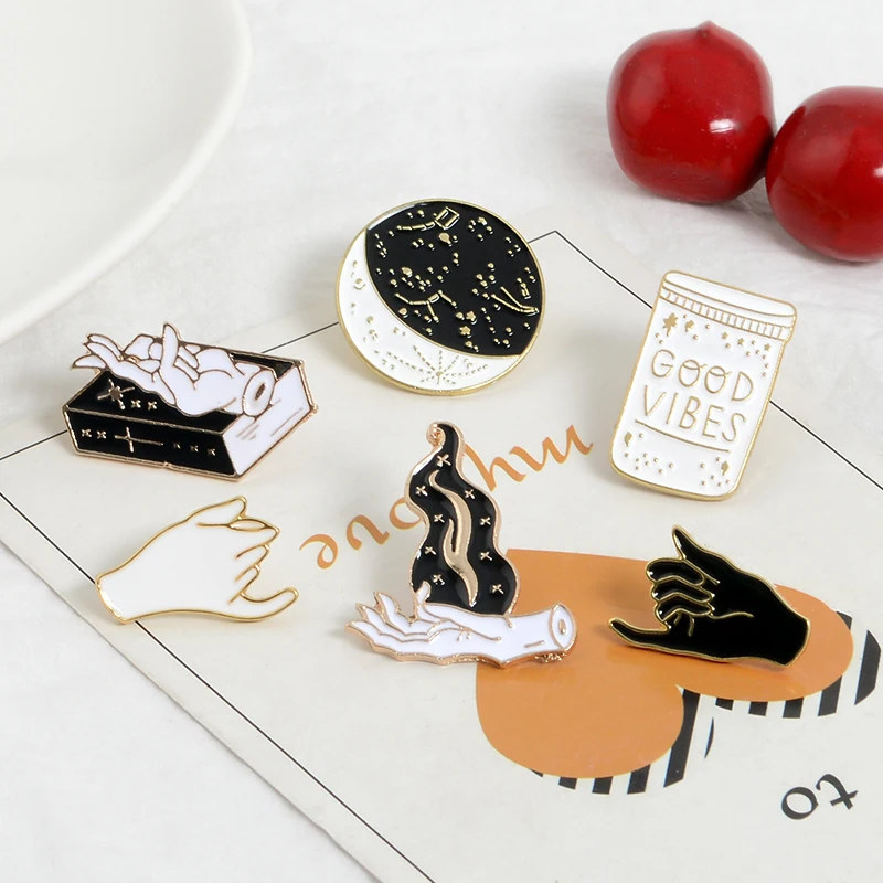 GOOD VIBES Brooch Witch Hand Gesture Fire Book Bottle Moon Pins Brooches Witch Wizard Badge Punk Lapel Pin for Backpack Shirt
GOOD VIBES Brooch Witch Hand Gesture Fire Book Bottle Moon Pins Brooches Witch Wizard Badge Punk Lapel Pin for Backpack Shirt