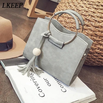 Fashion PU Leather Women Handbag Tassel Shoulder Bag Women Top Handle Totes Metal Ring Crossbody Bags Vintage Messenger Bags
Fashion PU Leather Women Handbag Tassel Shoulder Bag Women Top Handle Totes Metal Ring Crossbody Bags Vintage Messenger Bags