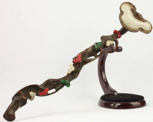 Exquisite Vintage Handmade Decoration Sculpture Copper Inlaid Artificial Jade Auspicious Ruyi Statue
Exquisite Vintage Handmade Decoration Sculpture Copper Inlaid Artificial Jade Auspicious Ruyi Statue