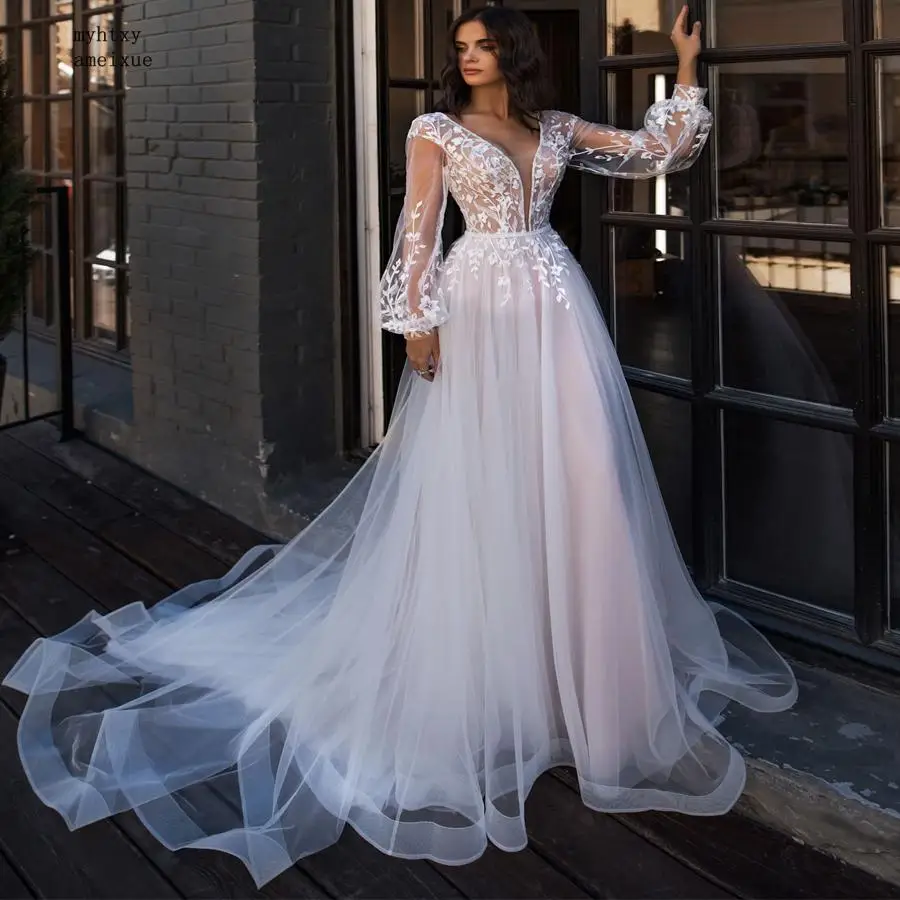 2019 New Full Tulle V-neck Sweep Train Floor-length Sexy A-line Lantern Sleeve Natural Illusion Wedding Dress China Bridal Gowns
2019 New Full Tulle V-neck Sweep Train Floor-length Sexy A-line Lantern Sleeve Natural Illusion Wedding Dress China Bridal Gowns