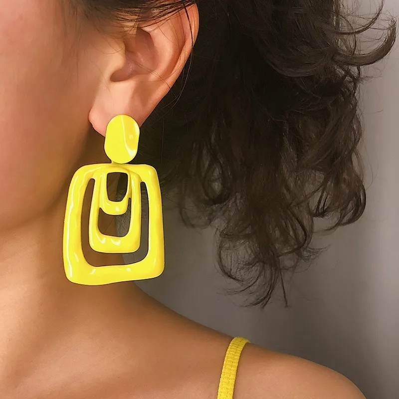 Punk Irregular Square Shiny Metal Big Drop Earrings 2019 Women Modern Art party Hollow Rhombus Ear Jewelry Wholesale
Punk Irregular Square Shiny Metal Big Drop Earrings 2019 Women Modern Art party Hollow Rhombus Ear Jewelry Wholesale
