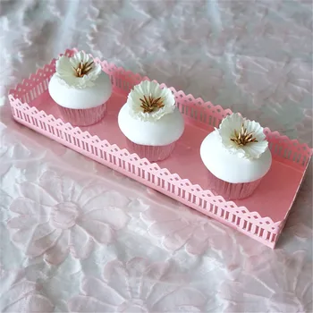 New Nordic Lace Hollow Metal Storage Tray Minimalist Chic Ins Fruit Cake Dessert Plate Pink Jewelry Display Tray Home Desk Decor 
New Nordic Lace Hollow Metal Storage Tray Minimalist Chic Ins Fruit Cake Dessert Plate Pink Jewelry Display Tray Home Desk Decor