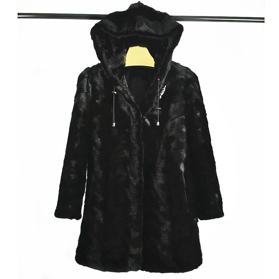 2018 new real mink fur fox fur coat Hood jacket high quality black solid women natural fur coat thick warm street style Hooded
2018 new real mink fur fox fur coat Hood jacket high quality black solid women natural fur coat thick warm street style Hooded