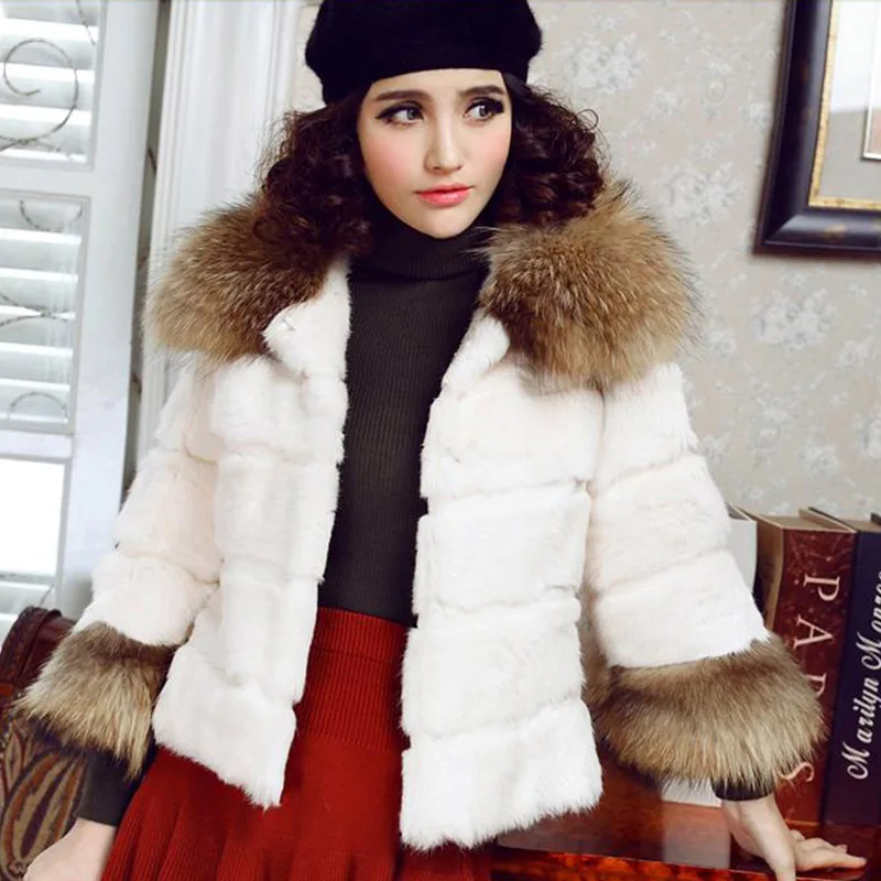 2018 new women High Quality rabbit fur jacket and long sections women's coat handmade jacket natural Rex rabbit fur coat
2018 new women High Quality rabbit fur jacket and long sections women's coat handmade jacket natural Rex rabbit fur coat