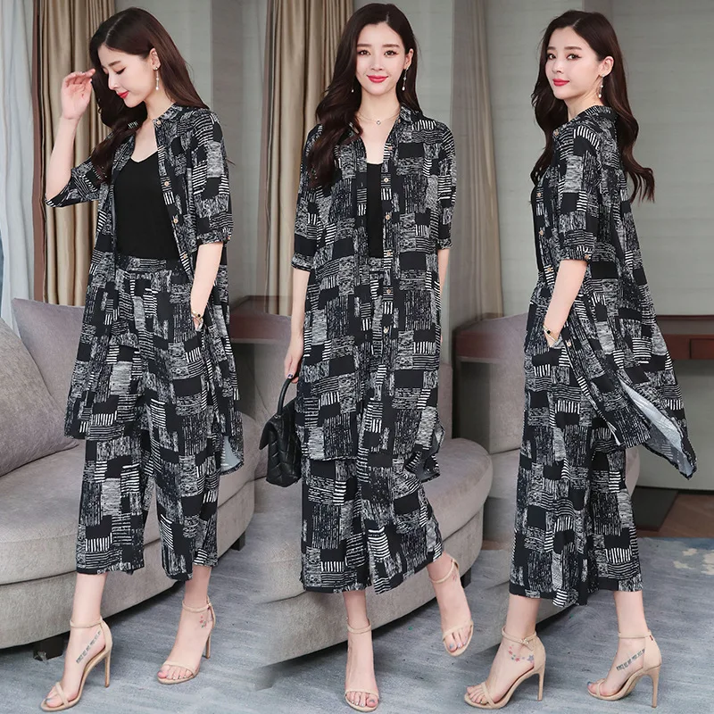 Woman Plus Size Print Two Pieces Sets 2019 Summer Korean Edition Half Sleeve Long Cardigan Wide Leg Pants Elegant Woman Suit
Woman Plus Size Print Two Pieces Sets 2019 Summer Korean Edition Half Sleeve Long Cardigan Wide Leg Pants Elegant Woman Suit