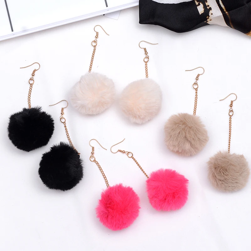 SUKI Cute Ball Pendant Pom Pom Drop Earrings Jewelry Dangle Chain Earring Girls Fashion Costume Jewelry boucles oreilles femme
SUKI Cute Ball Pendant Pom Pom Drop Earrings Jewelry Dangle Chain Earring Girls Fashion Costume Jewelry boucles oreilles femme