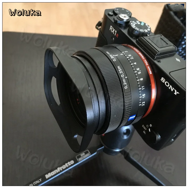Camera Lens Hood for S Rx1r rx1r2 RX1RII/RX1R camera hood Black card E mount lens CD50 T06
Camera Lens Hood for S Rx1r rx1r2 RX1RII/RX1R camera hood Black card E mount lens CD50 T06