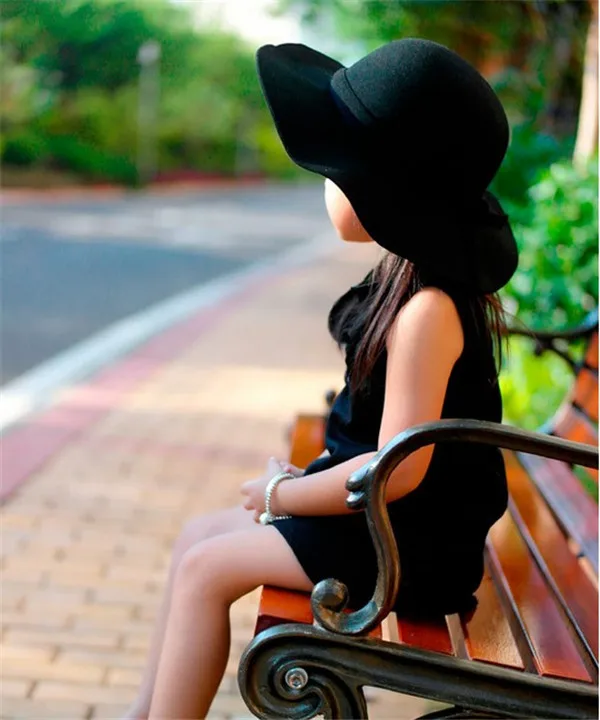 Autumn Winter Warm Kids Boys Girls Vintage Wide Brim Cap Soft Wool Felt Bowknot Bowler Floppy Children Sun Hat Beach Hat
Autumn Winter Warm Kids Boys Girls Vintage Wide Brim Cap Soft Wool Felt Bowknot Bowler Floppy Children Sun Hat Beach Hat