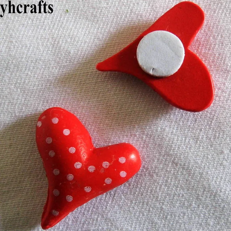 10PCS/LOT.3D red heart resin stickers Valentine's day crafts Wedding decoration Kids diy toys Wall fridge stickers Classic toys
10PCS/LOT.3D red heart resin stickers Valentine's day crafts Wedding decoration Kids diy toys Wall fridge stickers Classic toys
