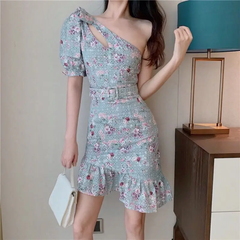 2019 New Summer Sexy Women Dress Off Shoulder Fashion Cotton Dress Female Off Shoulder Temperament Women Clothing
2019 New Summer Sexy Women Dress Off Shoulder Fashion Cotton Dress Female Off Shoulder Temperament Women Clothing