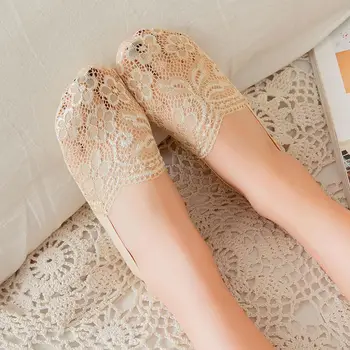 Women Sock Slippers Spring New Short Solid Color Cotton Lace Summer Women's Invisible No Show Mesh Boat Sock 1 Pair
Women Sock Slippers Spring New Short Solid Color Cotton Lace Summer Women's Invisible No Show Mesh Boat Sock 1 Pair