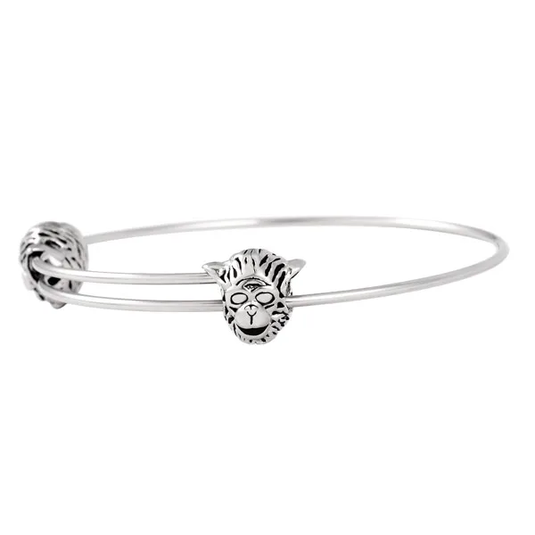 BR-9 Korean version of the most popular luxurious Silver Love Pendant Bracelet for girlfriend's best jewelry
BR-9 Korean version of the most popular luxurious Silver Love Pendant Bracelet for girlfriend's best jewelry