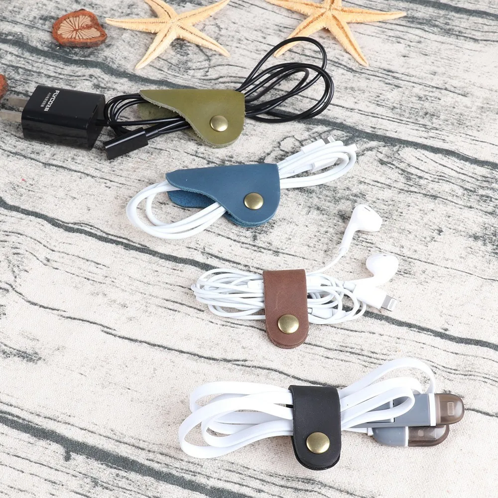 New 2017 6 Color Genuine leather Data Key Crazy Horse Travel Organizer Earphone Coil winder Key Holder Key Wallet
New 2017 6 Color Genuine leather Data Key Crazy Horse Travel Organizer Earphone Coil winder Key Holder Key Wallet