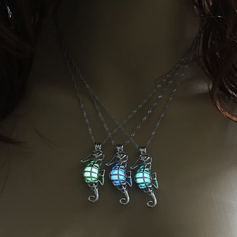 New Sale Sea Horse Luminous Locket Pendant Necklace Glowing in the Dark Vintage Jewelry Necklace For Women Choker Necklace
New Sale Sea Horse Luminous Locket Pendant Necklace Glowing in the Dark Vintage Jewelry Necklace For Women Choker Necklace