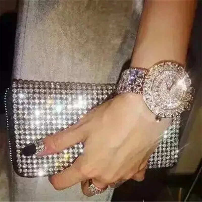 Famous Watch Women Full Rinestone Quartz Watches Relojio Feminino Female Dress Casual Wristwatch Big Dial Diamond Reloj De Mujer
Famous Watch Women Full Rinestone Quartz Watches Relojio Feminino Female Dress Casual Wristwatch Big Dial Diamond Reloj De Mujer