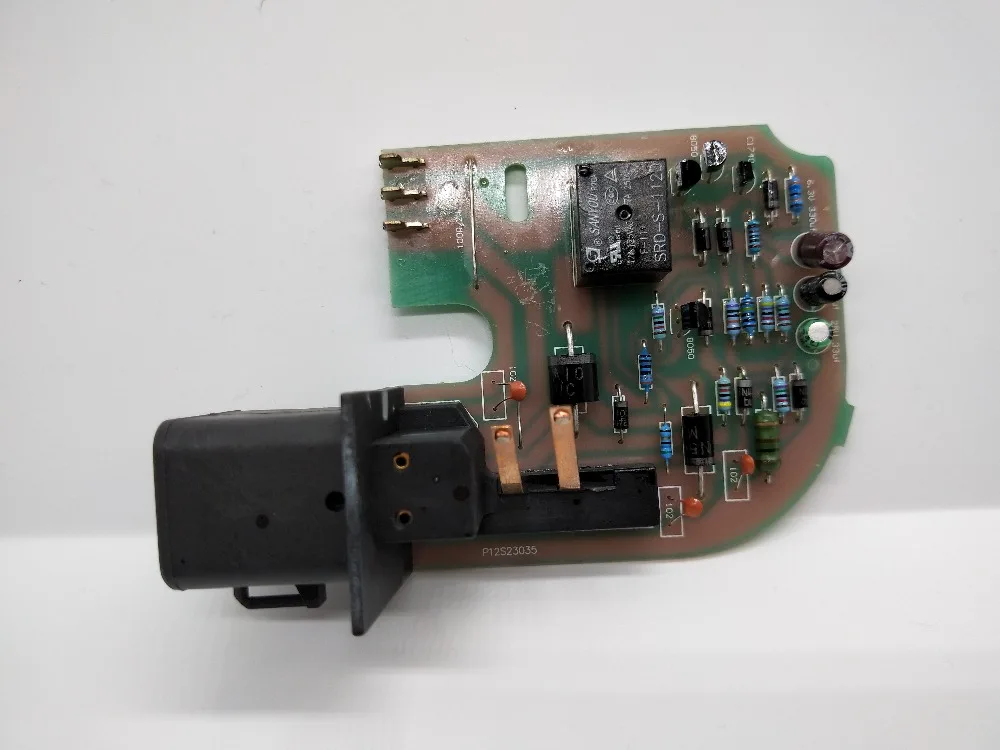 SMD 19168554 19178233 C 88136 12463089 12463090 906136 Wiper Motor Pulse Board Replacement Module
SMD 19168554 19178233 C 88136 12463089 12463090 906136 Wiper Motor Pulse Board Replacement Module
