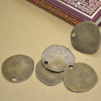 10 pcs Charms Antique Bronze round metal pendant DIY Jewelry Making 26*26mm 14114
10 pcs Charms Antique Bronze round metal pendant DIY Jewelry Making 26*26mm 14114