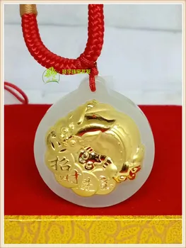 24K Hetian Jinyu jade pendant
24K Hetian Jinyu jade pendant