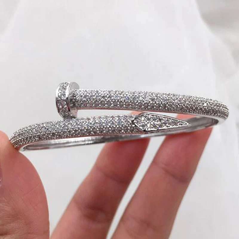 New Hot Luxury Crystal Geometric Pin buckle Bracelets Bangles Women Bijoux Design Rhinestones Arm Cuff Women's Silver Bracelet
New Hot Luxury Crystal Geometric Pin buckle Bracelets Bangles Women Bijoux Design Rhinestones Arm Cuff Women's Silver Bracelet