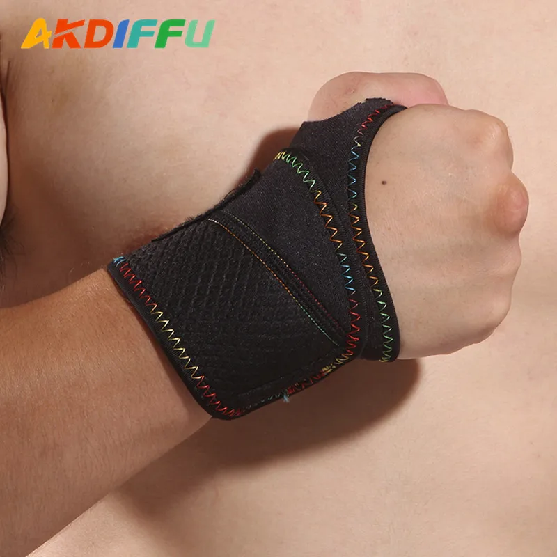 1 pcs Elastic Sport Wristband hand Bandage Gym wrist Support brace Wrap Tennis band Fitness weight lifting Badminton cycling
1 pcs Elastic Sport Wristband hand Bandage Gym wrist Support brace Wrap Tennis band Fitness weight lifting Badminton cycling