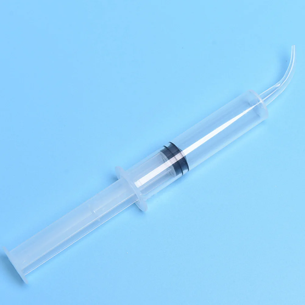 4pcs/Set Disposable Dental Irrigation Syringe With Curved Tip Dental Kit Tooth Whitening Material Dental Instrument
4pcs/Set Disposable Dental Irrigation Syringe With Curved Tip Dental Kit Tooth Whitening Material Dental Instrument