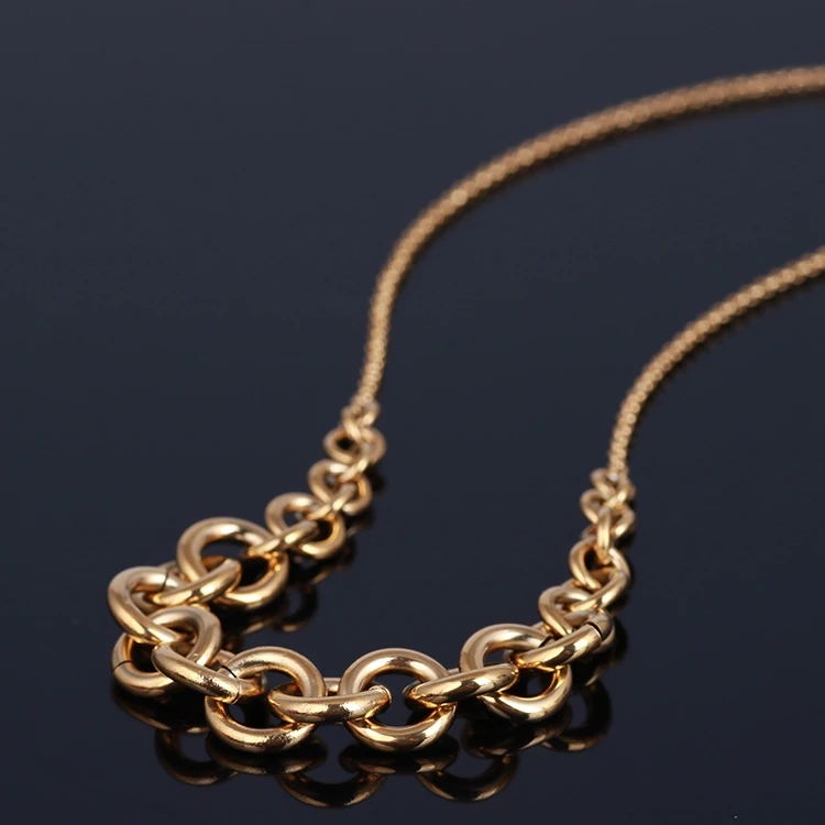Tide brand fashion Metal temperament gradient chain simple pendant wild short necklace female
Tide brand fashion Metal temperament gradient chain simple pendant wild short necklace female