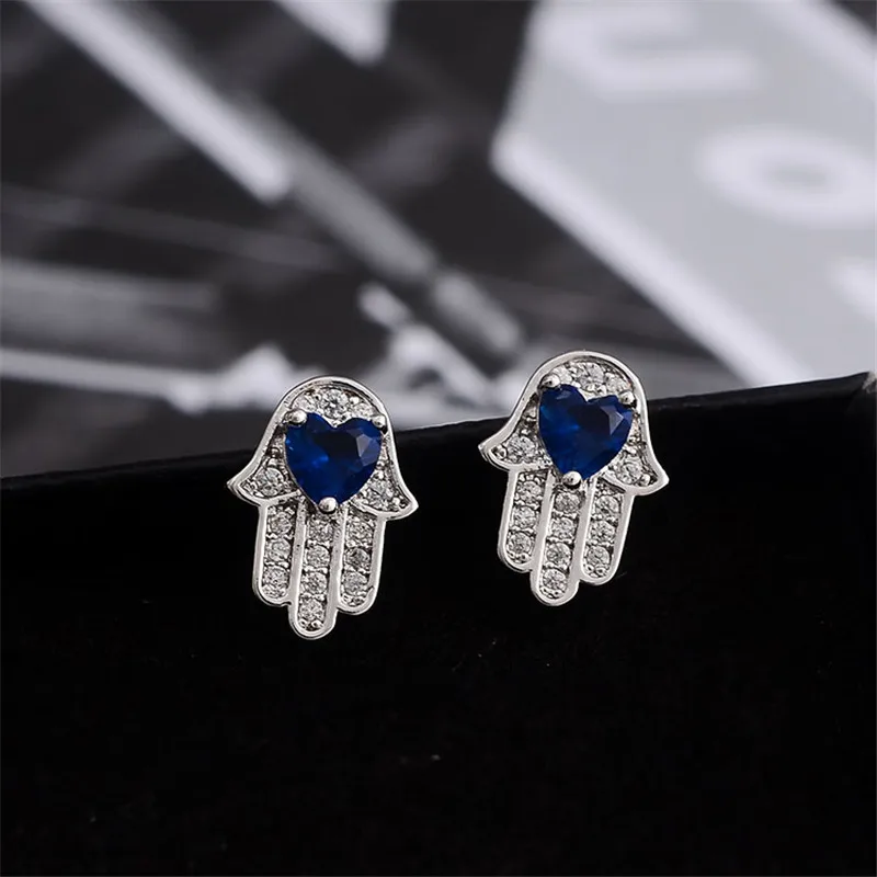 Fashion 925 Silver Needle Hand Sharp CZ Diamond Stud Earrings for Women Crystal AAA Ear Earrings for Woman Wholesale ER0208
Fashion 925 Silver Needle Hand Sharp CZ Diamond Stud Earrings for Women Crystal AAA Ear Earrings for Woman Wholesale ER0208