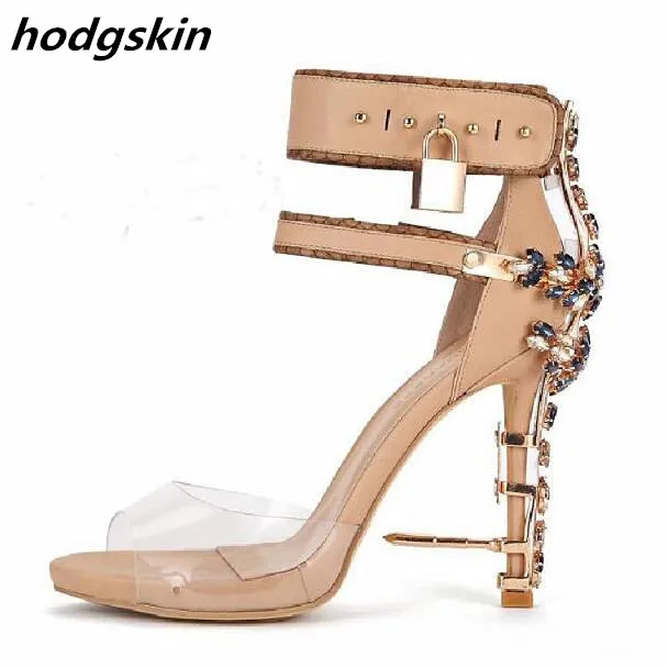2019 Fashion Nede Ankle Buckle Metal Lock Women Sandals Clear PVC Mixed Colors Crystal Rhinestone Studs Cover Heels Shoes
2019 Fashion Nede Ankle Buckle Metal Lock Women Sandals Clear PVC Mixed Colors Crystal Rhinestone Studs Cover Heels Shoes
