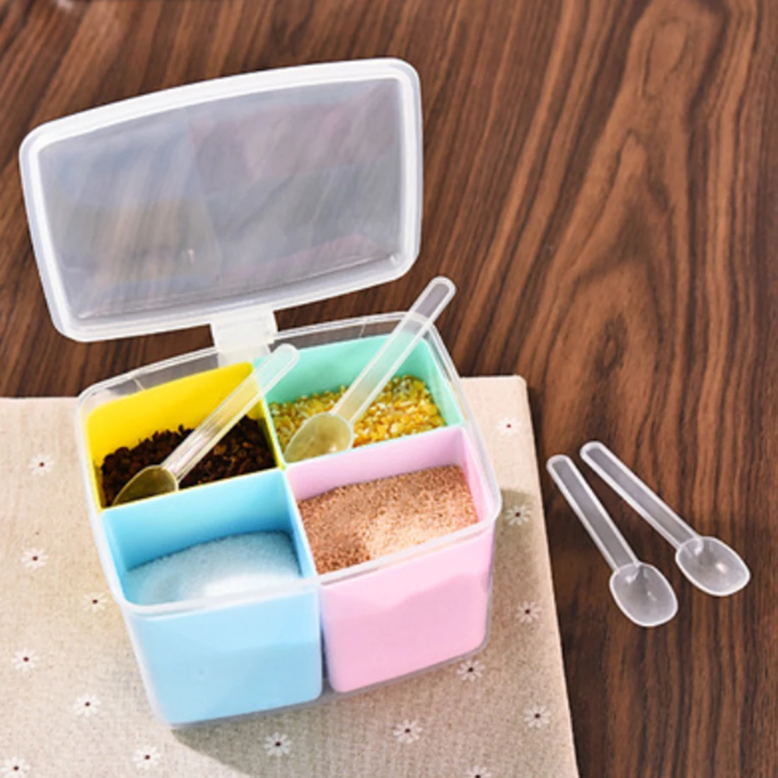 Square 3 Parts / 4 Parts Seasoning Rack Spice Pots Seasoning Box Condiment Jars With Cover Spoon Herb Spice Tools - Color Random
Square 3 Parts / 4 Parts Seasoning Rack Spice Pots Seasoning Box Condiment Jars With Cover Spoon Herb Spice Tools - Color Random