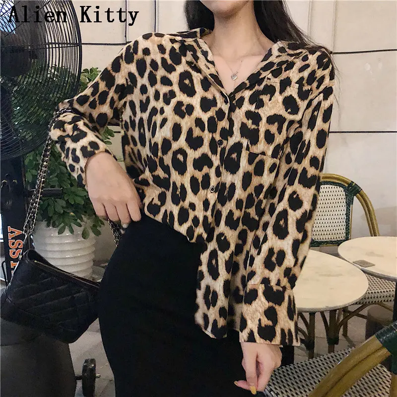 Alien Kitty Leopard Blouse Casual Stylish Female Elegant Free Sweet High Quality Loose All Match Summer Turn Down Collar Shirts
Alien Kitty Leopard Blouse Casual Stylish Female Elegant Free Sweet High Quality Loose All Match Summer Turn Down Collar Shirts