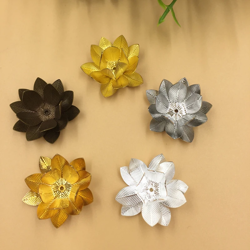 5pcs/lot Gold Silver Color 26mm Copper Flower Bead Caps Flower Filigree Loose Spacer Bead End Caps For DIY Jewelry Making
5pcs/lot Gold Silver Color 26mm Copper Flower Bead Caps Flower Filigree Loose Spacer Bead End Caps For DIY Jewelry Making