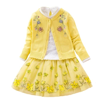 Children`s Winter Clothes Set Girls Sweater Coat+Cotton Blouses+Lace Skirt 3pcs Suit Girls Princess Shcool Style for 4y-8y
Children`s Winter Clothes Set Girls Sweater Coat+Cotton Blouses+Lace Skirt 3pcs Suit Girls Princess Shcool Style for 4y-8y