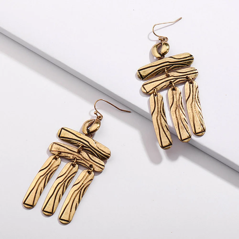 Fashion popular Antique gold silver metal robot earrings danging trendy jewelry statement earrings for women
Fashion popular Antique gold silver metal robot earrings danging trendy jewelry statement earrings for women