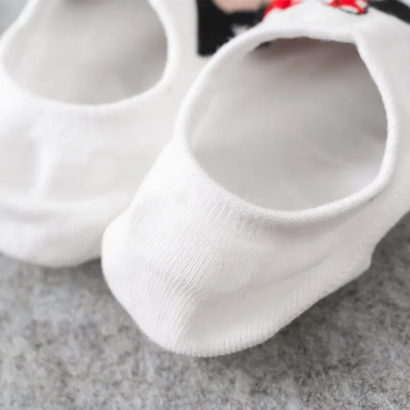 Disney Korea Summer women socks Cute animal Cartoon mouse bear Ankle Socks Thin Cotton invisible sock Slippers funny boat socks Disney Korea Summer women socks Cute animal Cartoon mouse bear Ankle Socks Thin Cotton invisible sock Slippers funny boat socks