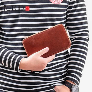 AETOO Wallet, male leather long zipper mobile phone bag, casual multifunctional head layer cowhide man handbag
AETOO Wallet, male leather long zipper mobile phone bag, casual multifunctional head layer cowhide man handbag