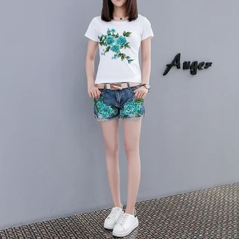 New Summer Fashion Women's Sets Green Flower Embroidery Short Sleeve Tshirts + Wide Leg Denim Shorts All-match Students Suits
New Summer Fashion Women's Sets Green Flower Embroidery Short Sleeve Tshirts + Wide Leg Denim Shorts All-match Students Suits