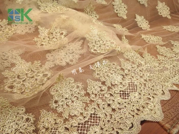 Fashion Lace Fabric Light beige bone spur lace embroidered gold lace dress fabric garment accessories lace fabric for wedding
Fashion Lace Fabric Light beige bone spur lace embroidered gold lace dress fabric garment accessories lace fabric for wedding