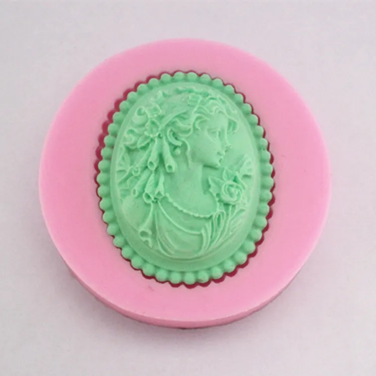 New 3.9cm Single mini Lady Fondant Mold Silicone Sugar mini mold Craft Molds DIY Cake Decorating
New 3.9cm Single mini Lady Fondant Mold Silicone Sugar mini mold Craft Molds DIY Cake Decorating