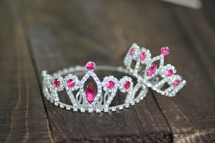 Children's crown headwear crystal hair decoration crown newborn photography props princess birthday crown headband
Children's crown headwear crystal hair decoration crown newborn photography props princess birthday crown headband