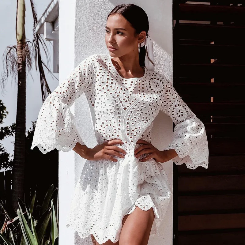 3 Colors Fashion Round Neck Lace Stitching Three Quarter Butterfly Sleeve Dress Sexy Waist Lace Stitching Straps
3 Colors Fashion Round Neck Lace Stitching Three Quarter Butterfly Sleeve Dress Sexy Waist Lace Stitching Straps