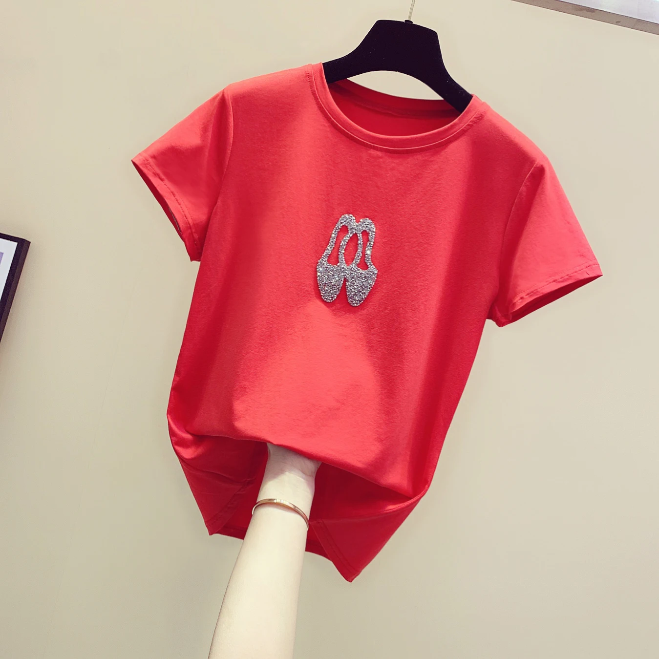 2019 Summer Women's Tshirt New Round Collar Hot Drill Stretch Short Sleeve Casual T-shirt Female T Shirt Blusas Lady T Tops
2019 Summer Women's Tshirt New Round Collar Hot Drill Stretch Short Sleeve Casual T-shirt Female T Shirt Blusas Lady T Tops